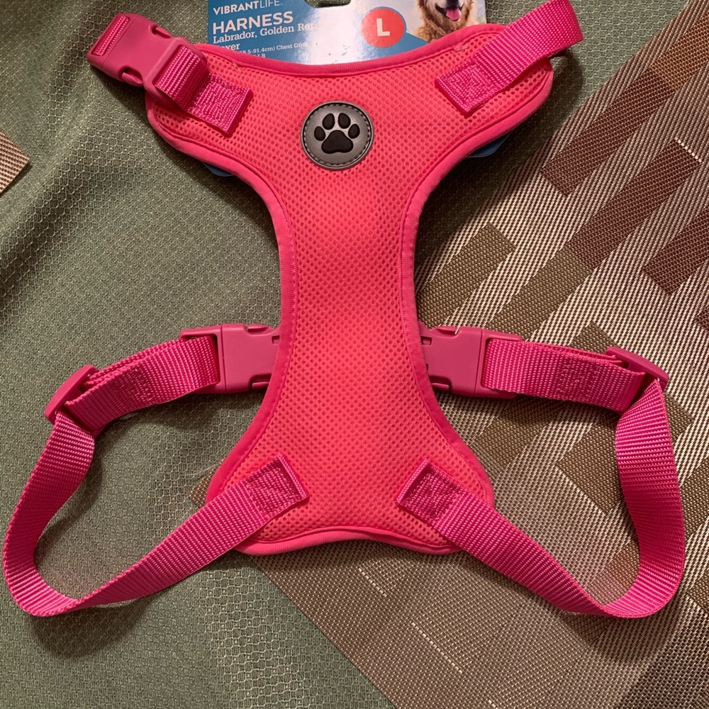 NWT Vibrant Life dog harness Size Large pink